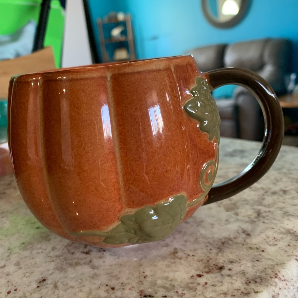 Orange Pumpkin Mug with Leaf Design